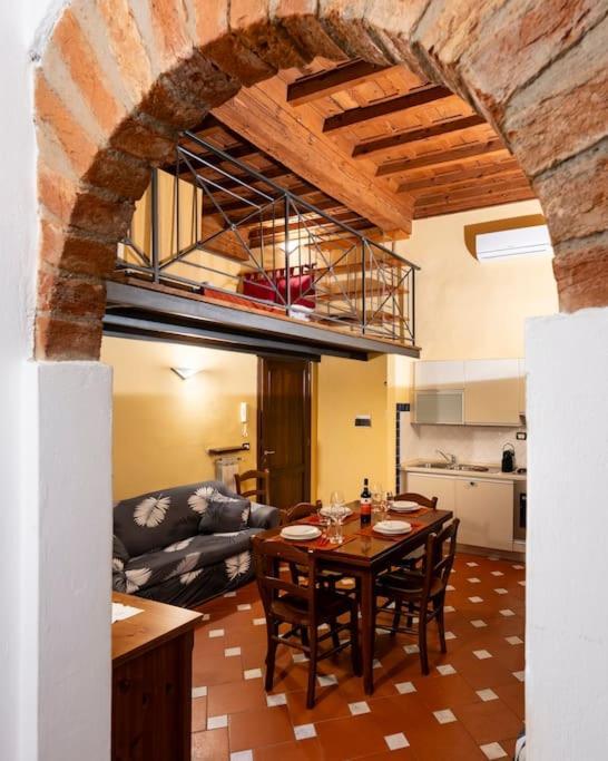 Keys Of Italy - Serragli 55 - Stile Rustico Rinascimentale In Oltrarno Флоренция Екстериор снимка