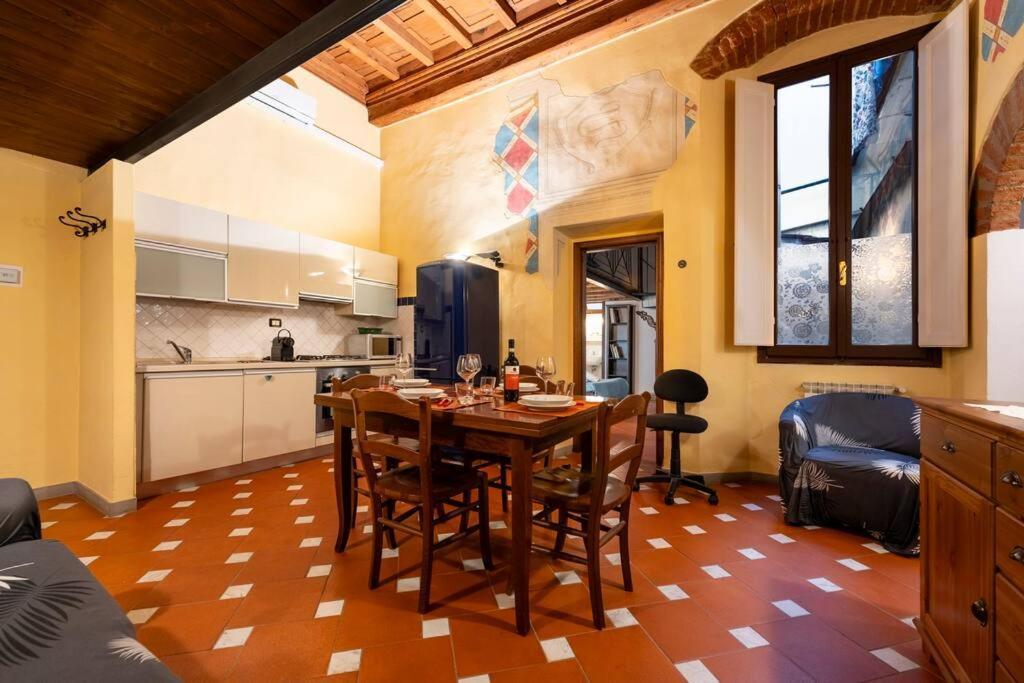 Keys Of Italy - Serragli 55 - Stile Rustico Rinascimentale In Oltrarno Флоренция Екстериор снимка